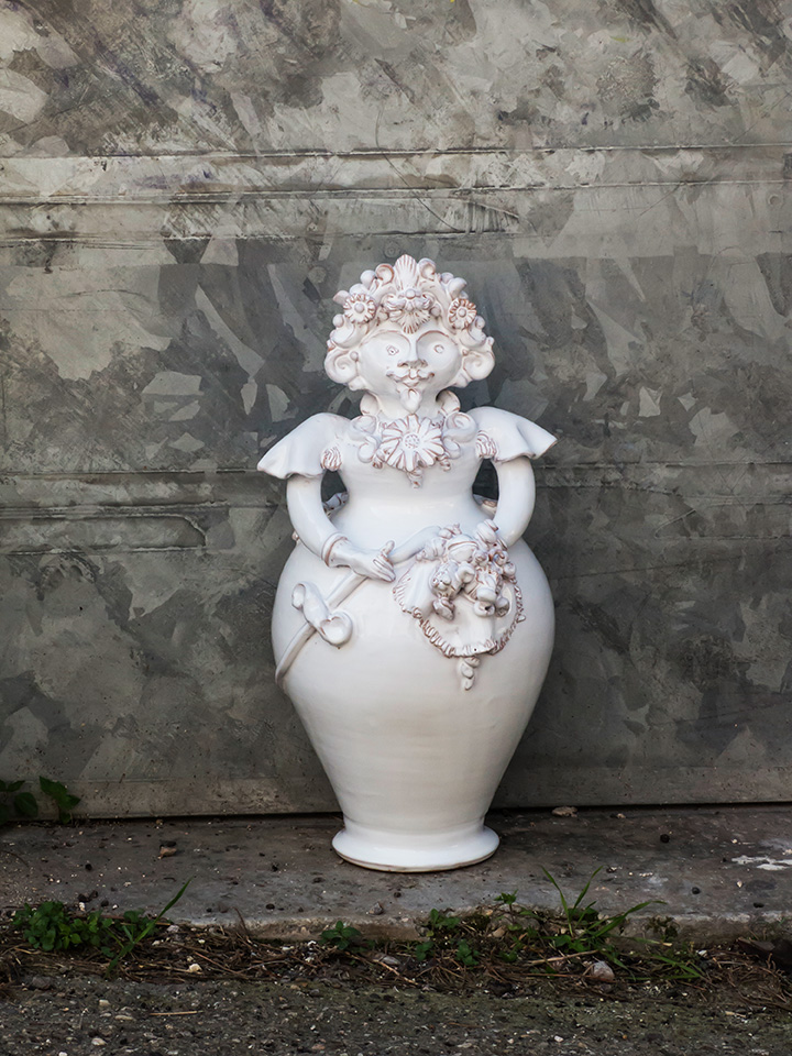 Ceramiche di Grottaglie: La Pupa Baffuta